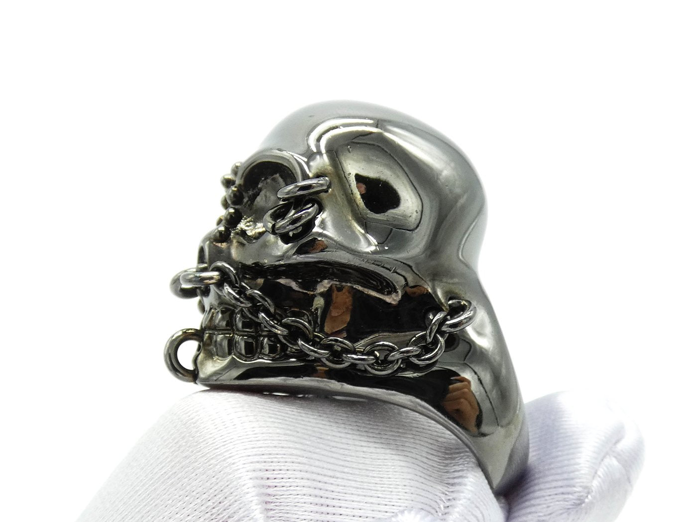 Alexander McQueen Pierced Skull Ring