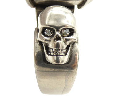 Alexander McQueen Skull Knuckle Ring in Silver and Crystal