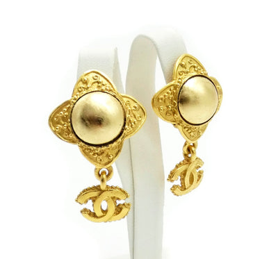 Chanel Gold Drop 96A CC Earrings