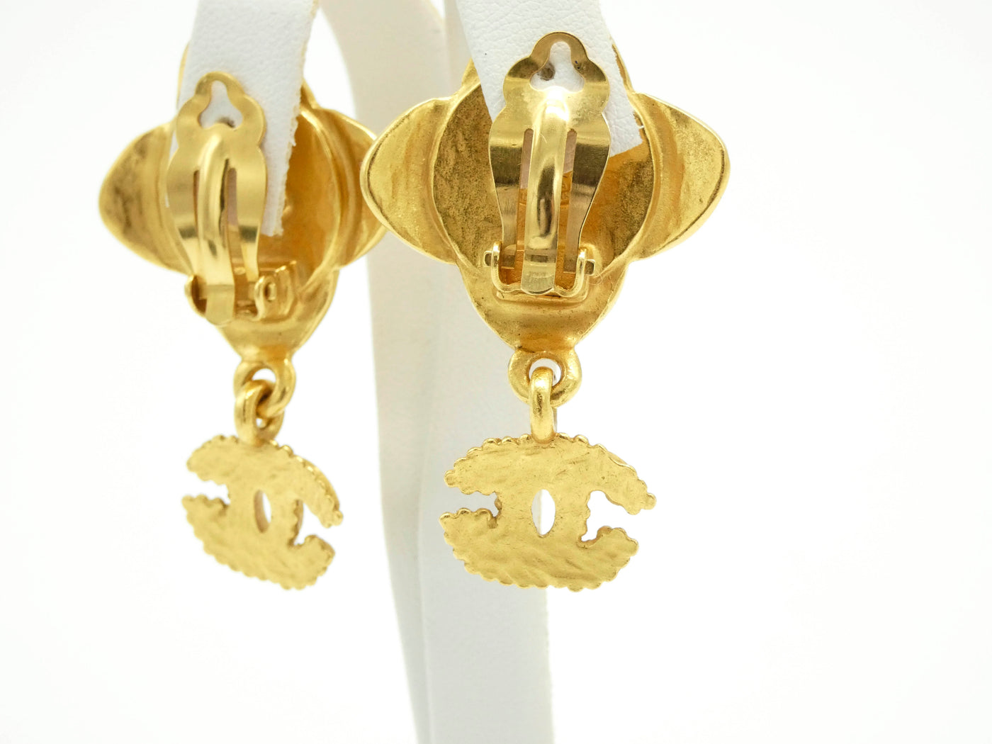 Chanel Gold Drop 96A CC Earrings