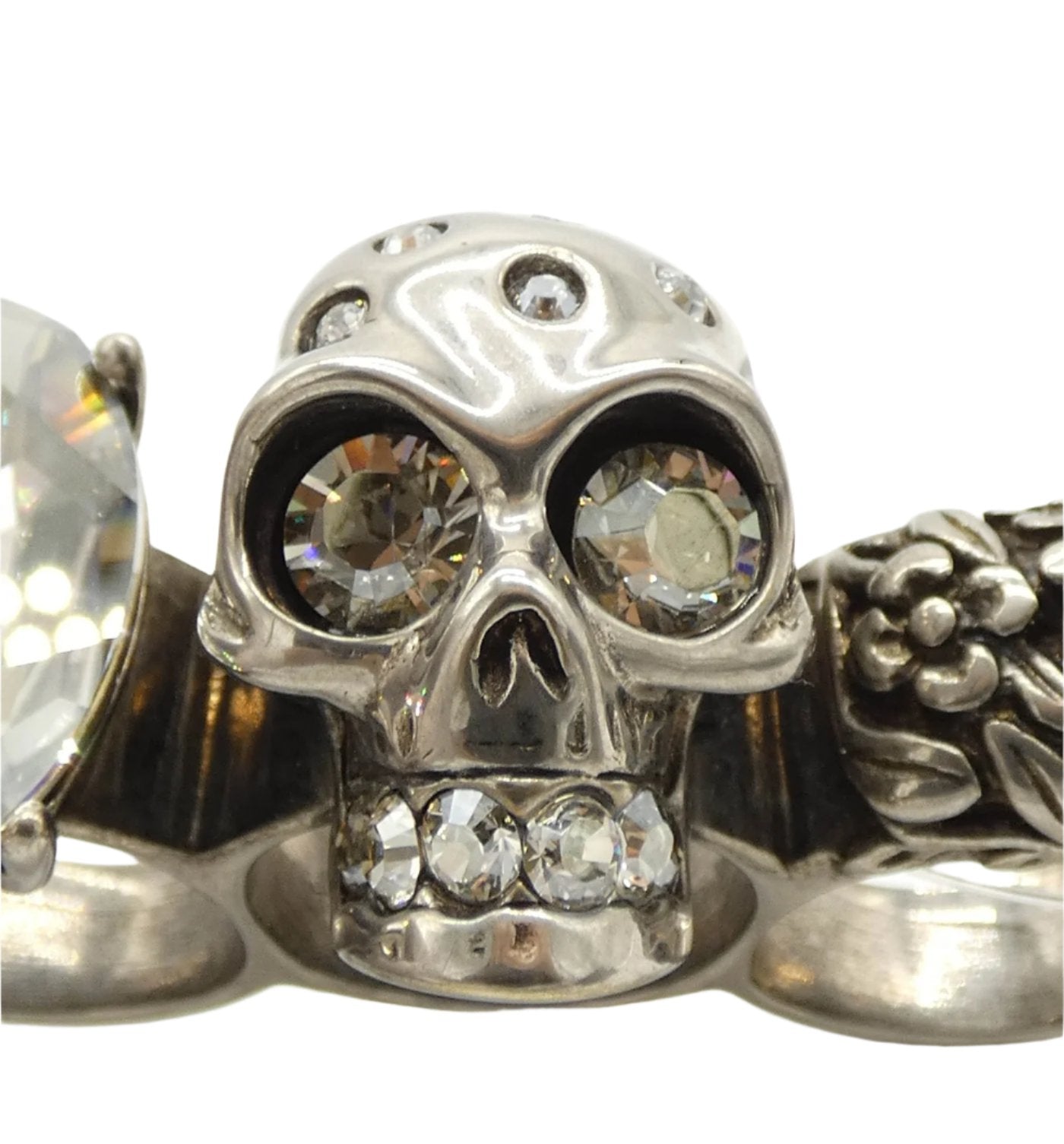 Alexander McQueen Skull Knuckle Ring in Silver and Crystal