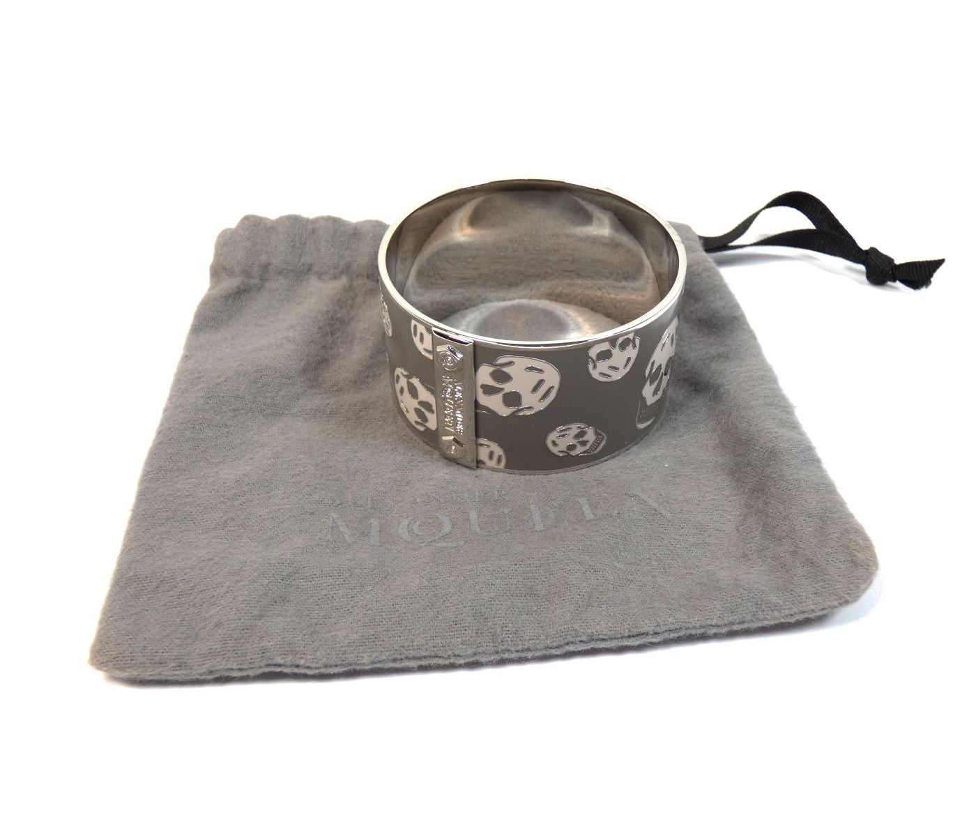 Alexander McQueen Silver and White Skull Bangle