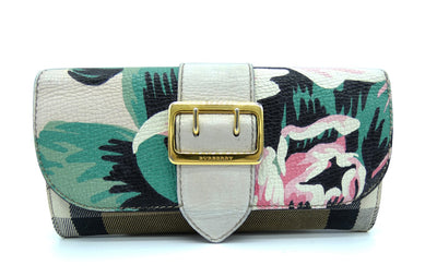 Burberry Floral and House Check Chesham Buckle Wallet