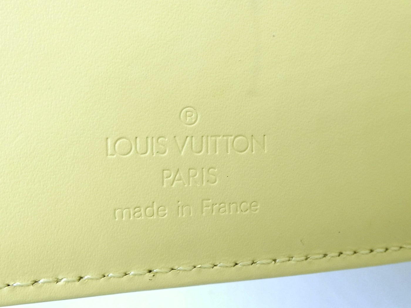 Louis Vuitton, Bags, 985 Louis Vuitton Vintage Monogram Bifold Wallet