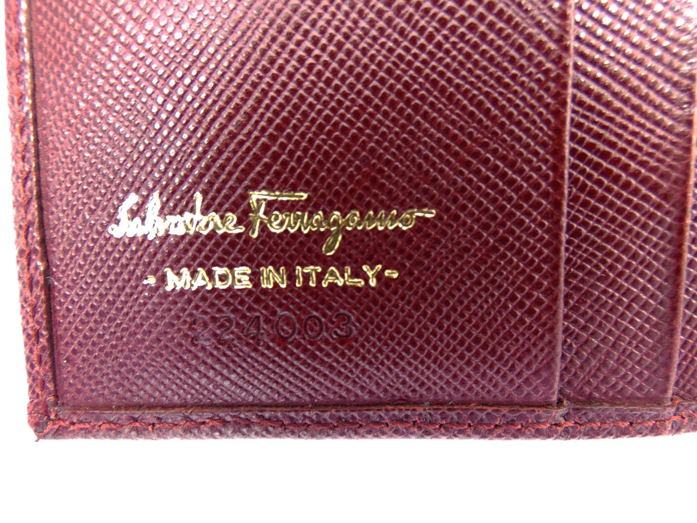 Salvatore Ferragamo Bordeaux Saffiano Gancini Compact Wallet Wallet Salvatore Ferragamo